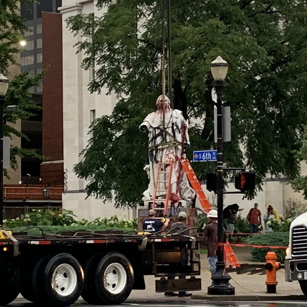King Louis statue being removed from Downtown Louisville 9-3-2020
